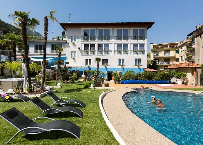 Hotel Canarino
